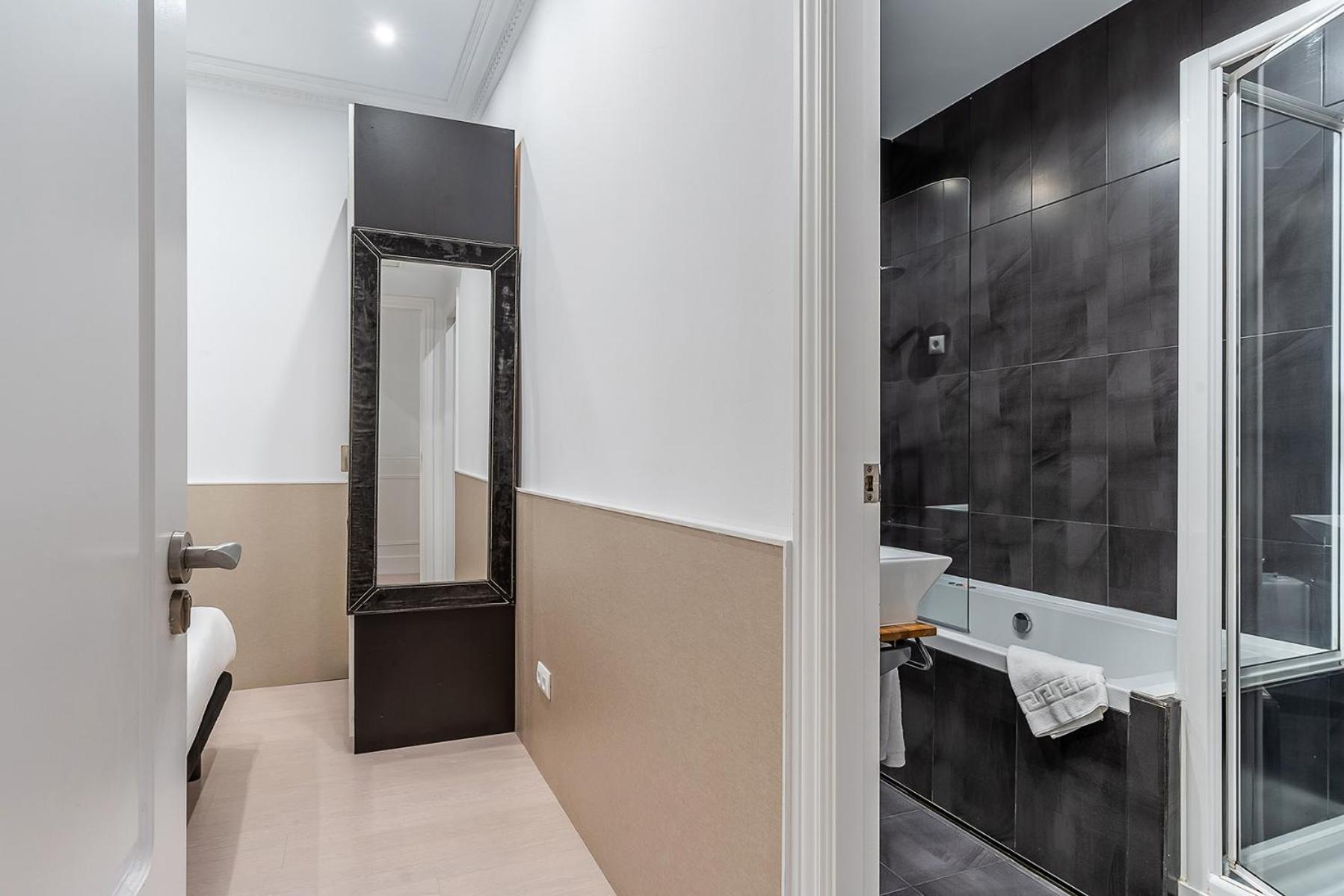 Enjoybcn Tapies Apartment Barcelona Luaran gambar